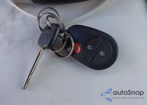 2015 Toyota Tacoma Prerunner из США, поврежденный, VIN 5TFJX4GN3FX045345